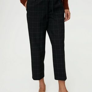Aritzia Babaton Pant - Cropped Drawstring joggers